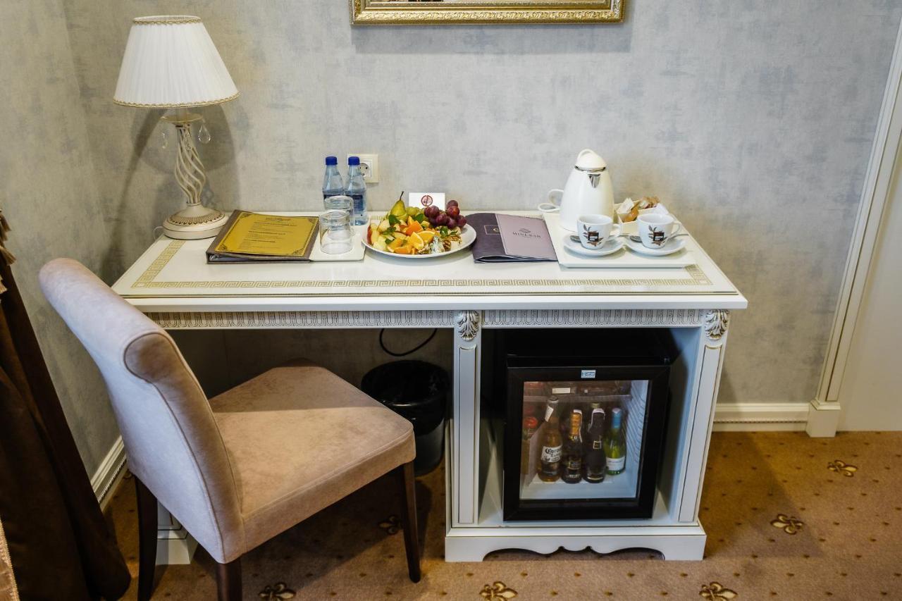 Imperial Palace Hotel Minsk Rum bild