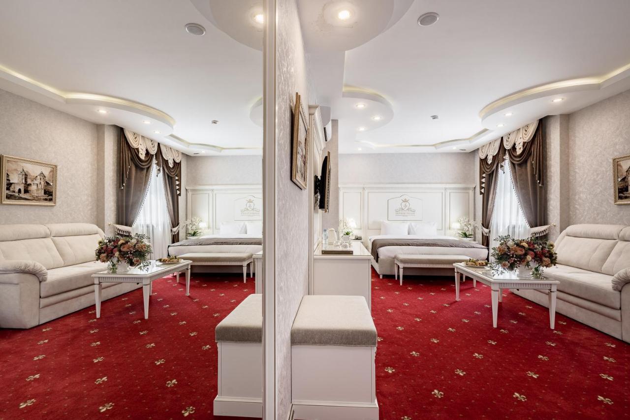 Imperial Palace Hotel Minsk Exteriör bild
